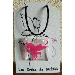 Pendentif Licorne Ailée rose